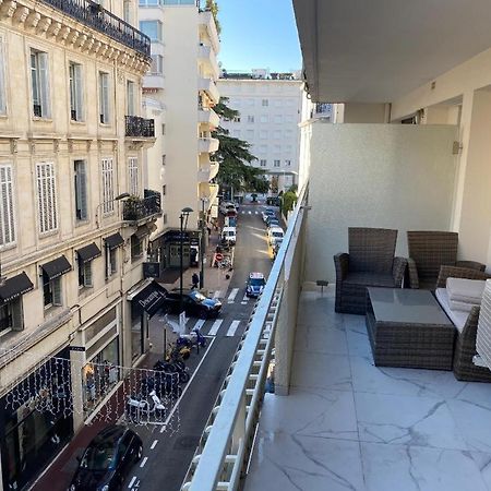 Le Palladium Кан Екстериор снимка
